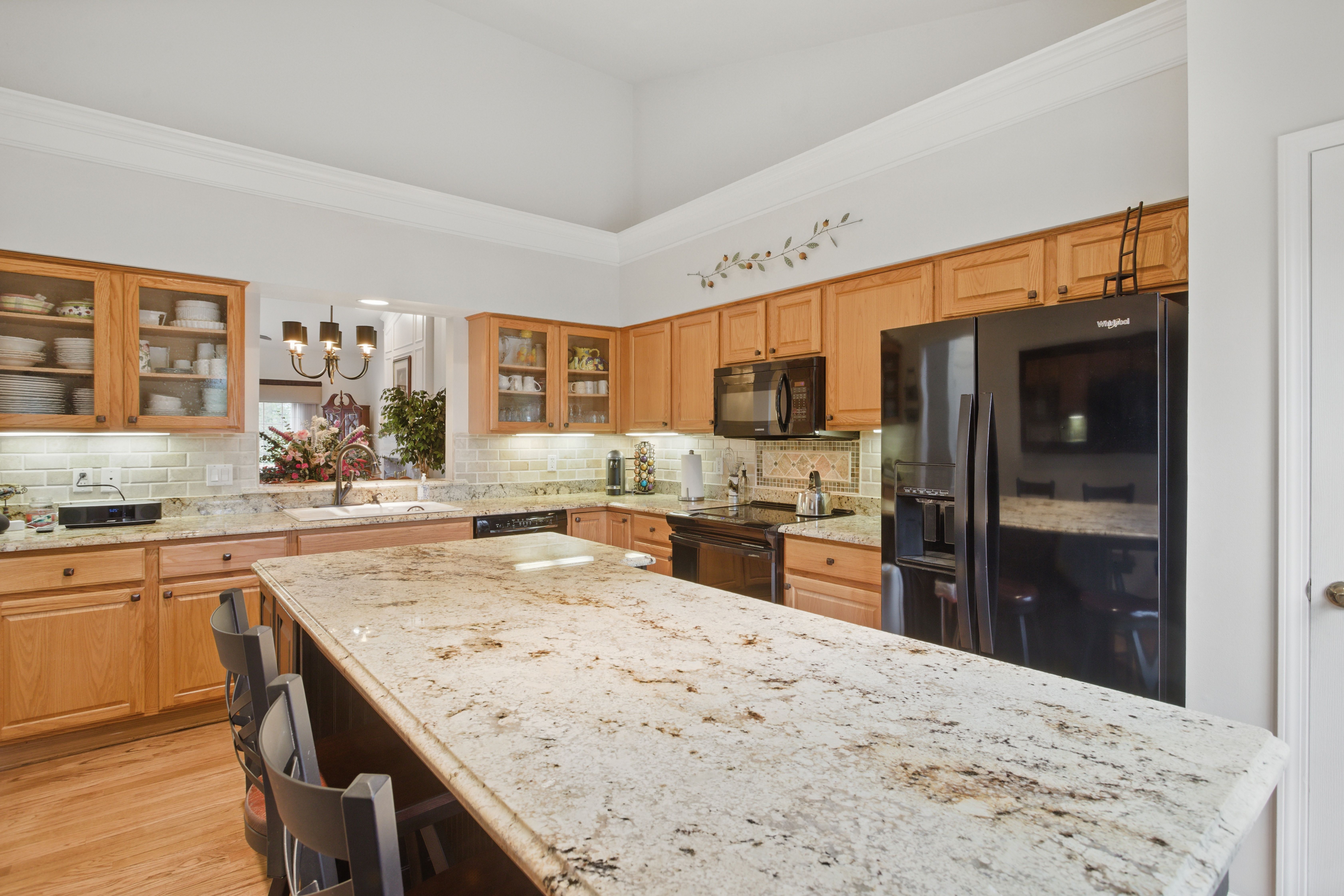 Plymouth Charter Township Wayne, Michigan 48170, United States, 3 Bedrooms Bedrooms, ,3 BathroomsBathrooms,Residential,Pending,130020