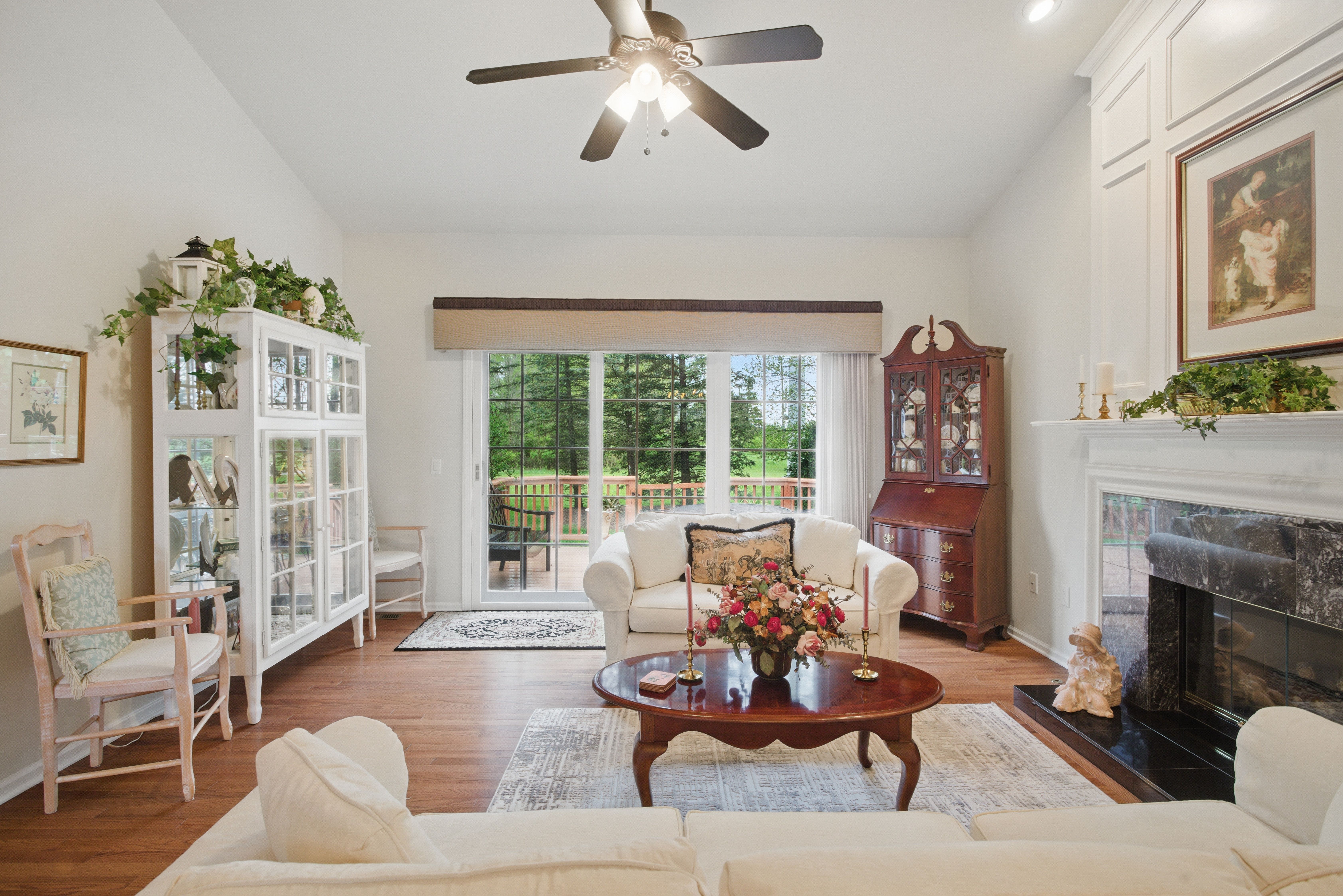 Plymouth Charter Township Wayne, Michigan 48170, United States, 3 Bedrooms Bedrooms, ,3 BathroomsBathrooms,Residential,Pending,130020