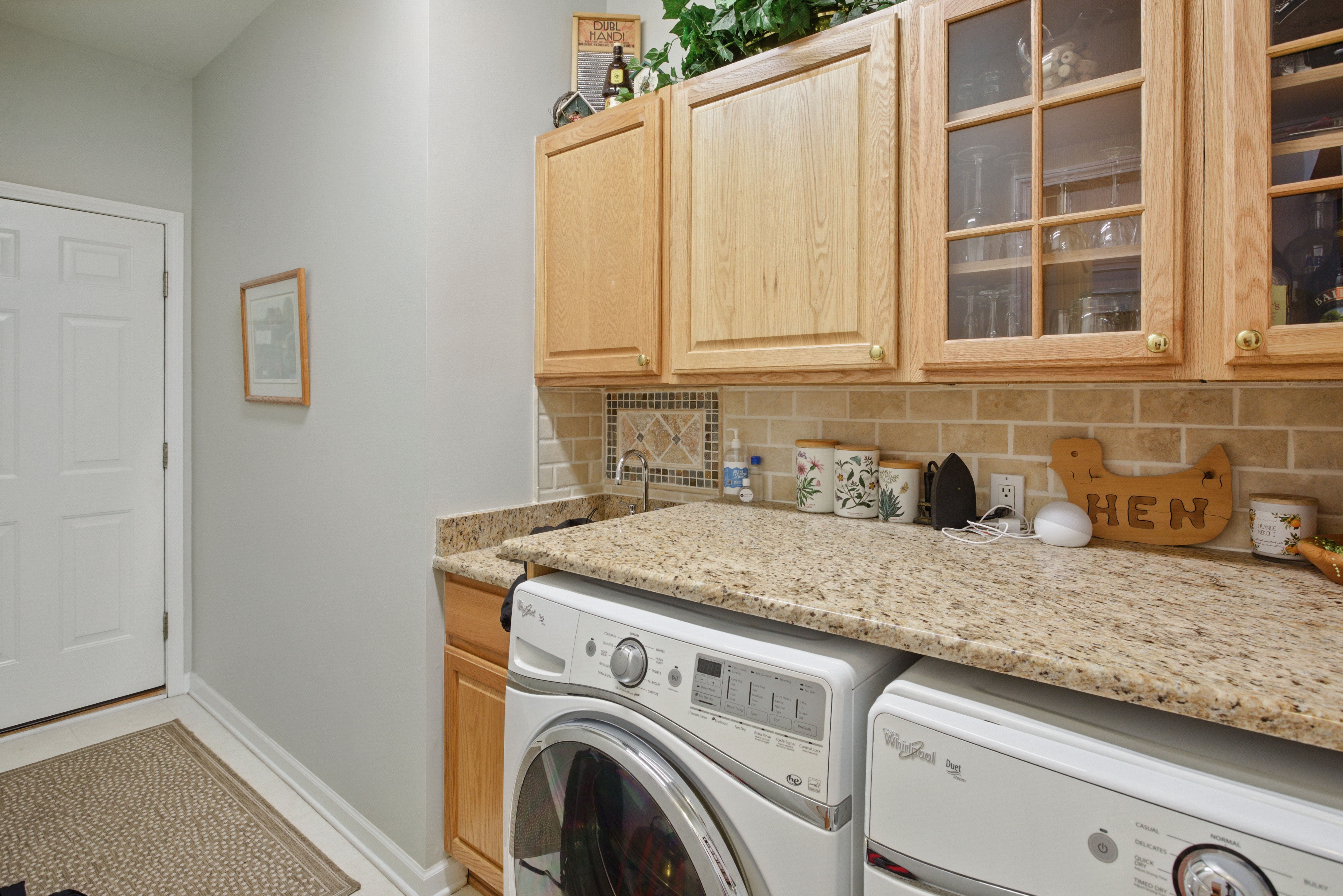 Plymouth Charter Township Wayne, Michigan 48170, United States, 3 Bedrooms Bedrooms, ,3 BathroomsBathrooms,Residential,Pending,130020