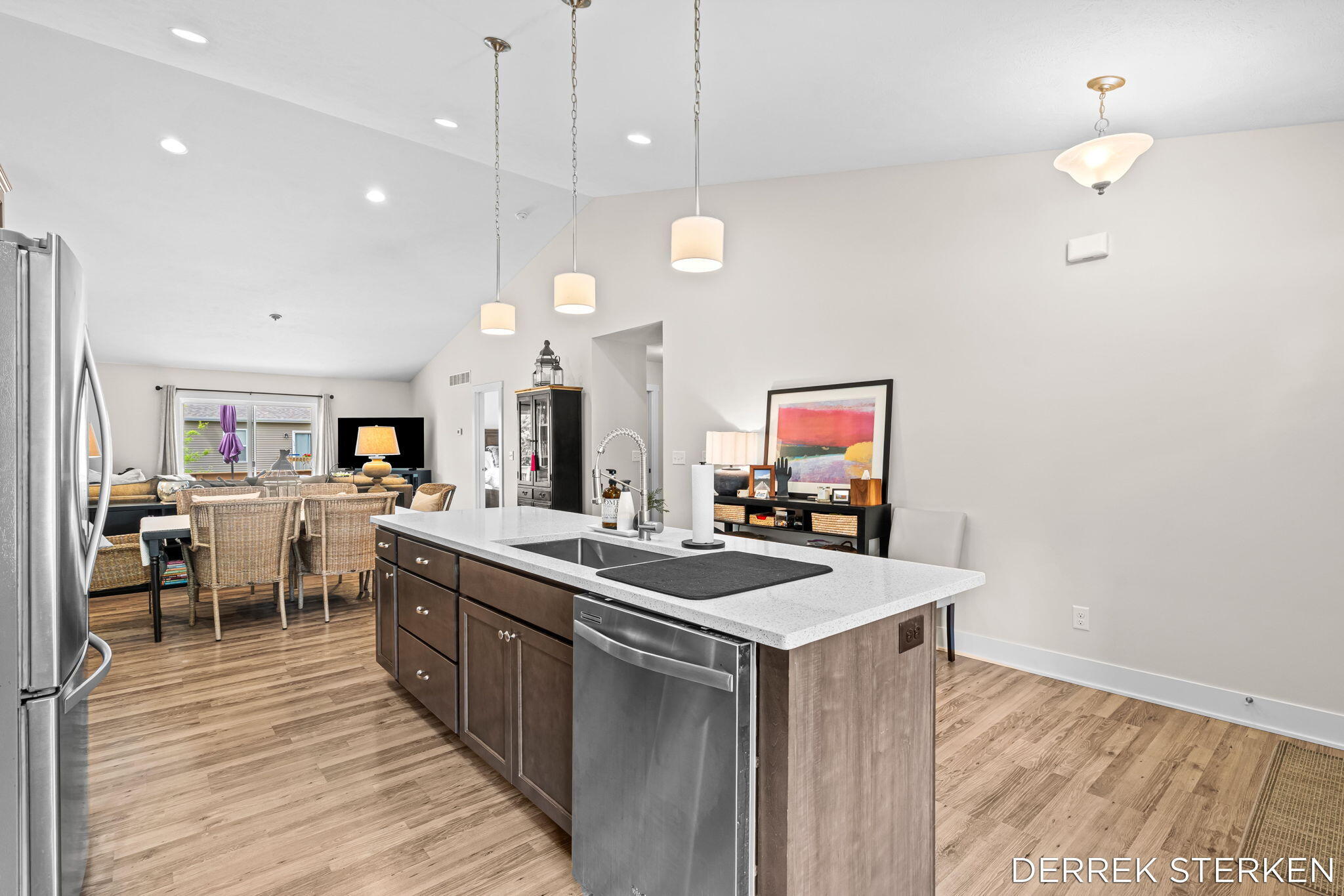 2983 Raspberry Lane
