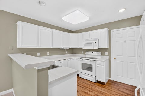 Tiny photo for 282 Ashton Lake Drive, Battle Creek City, MI 49015 (MLS # 64026045992)