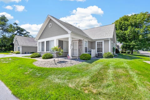 Photo of 282 Ashton Lake Drive, Battle Creek City, MI 49015 (MLS # 64026045992)