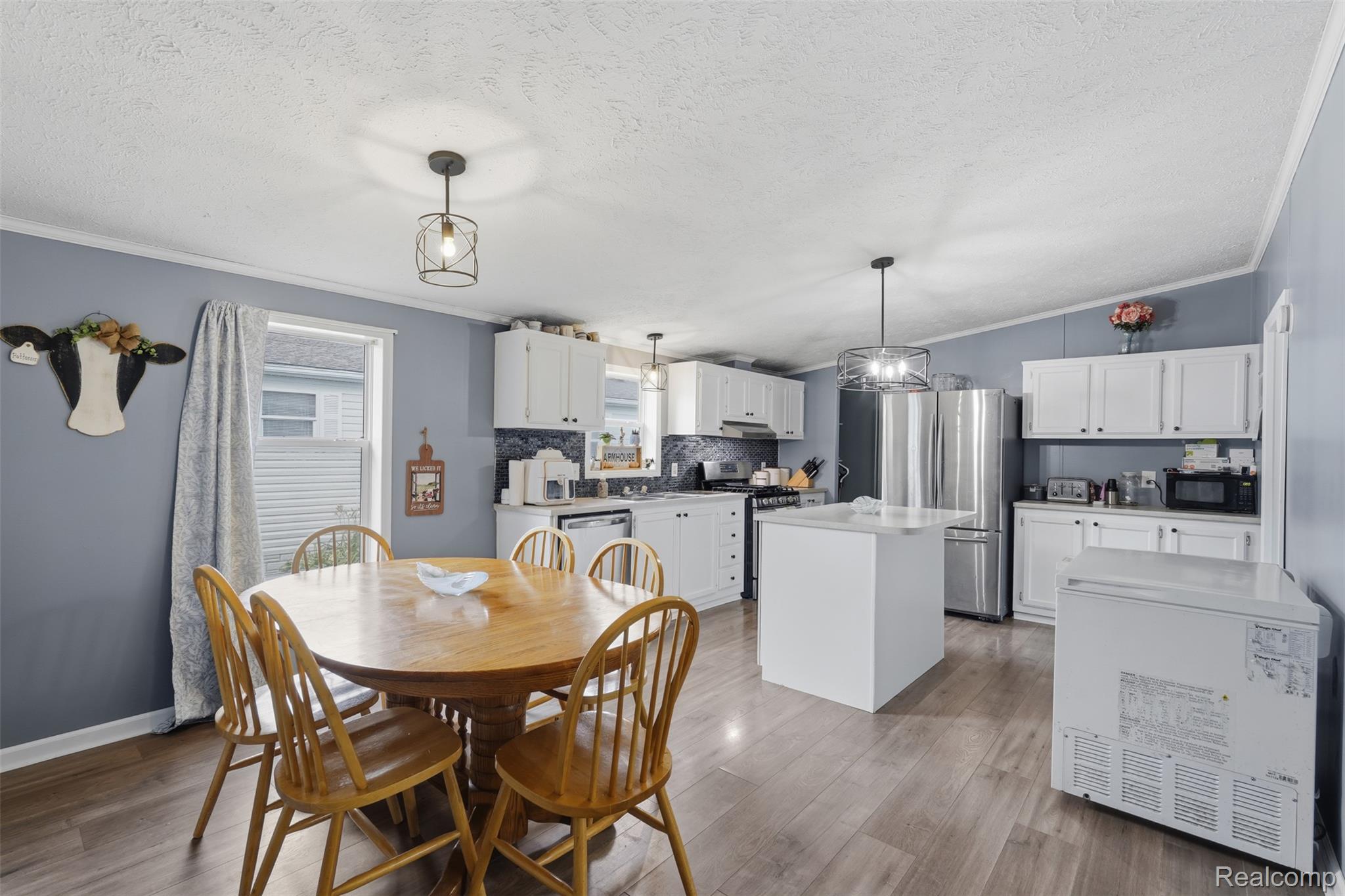 4729 Turtle Creek Drive