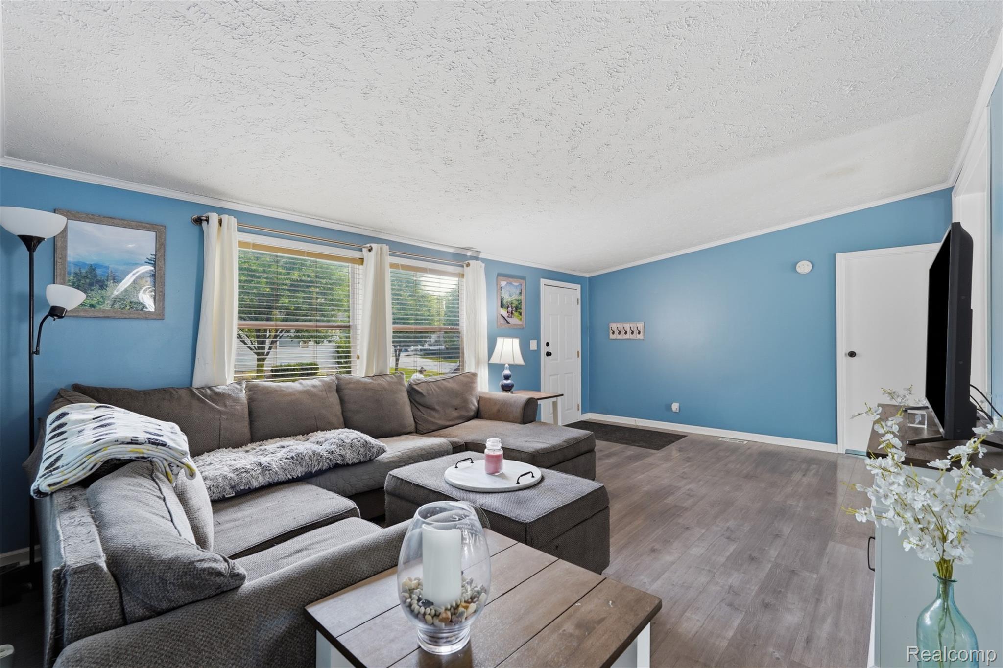 4729 Turtle Creek Drive