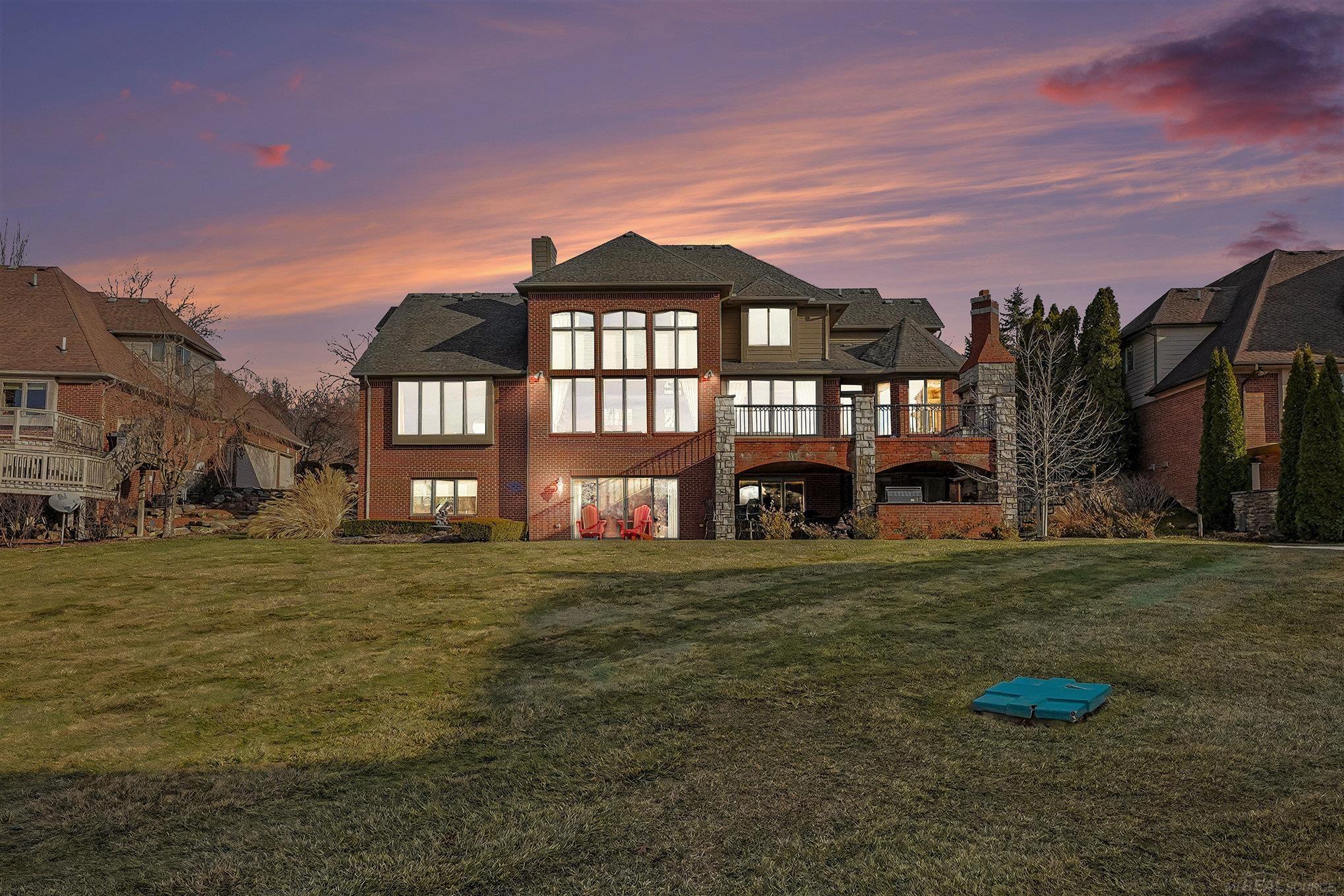 56187 Nickelby Street