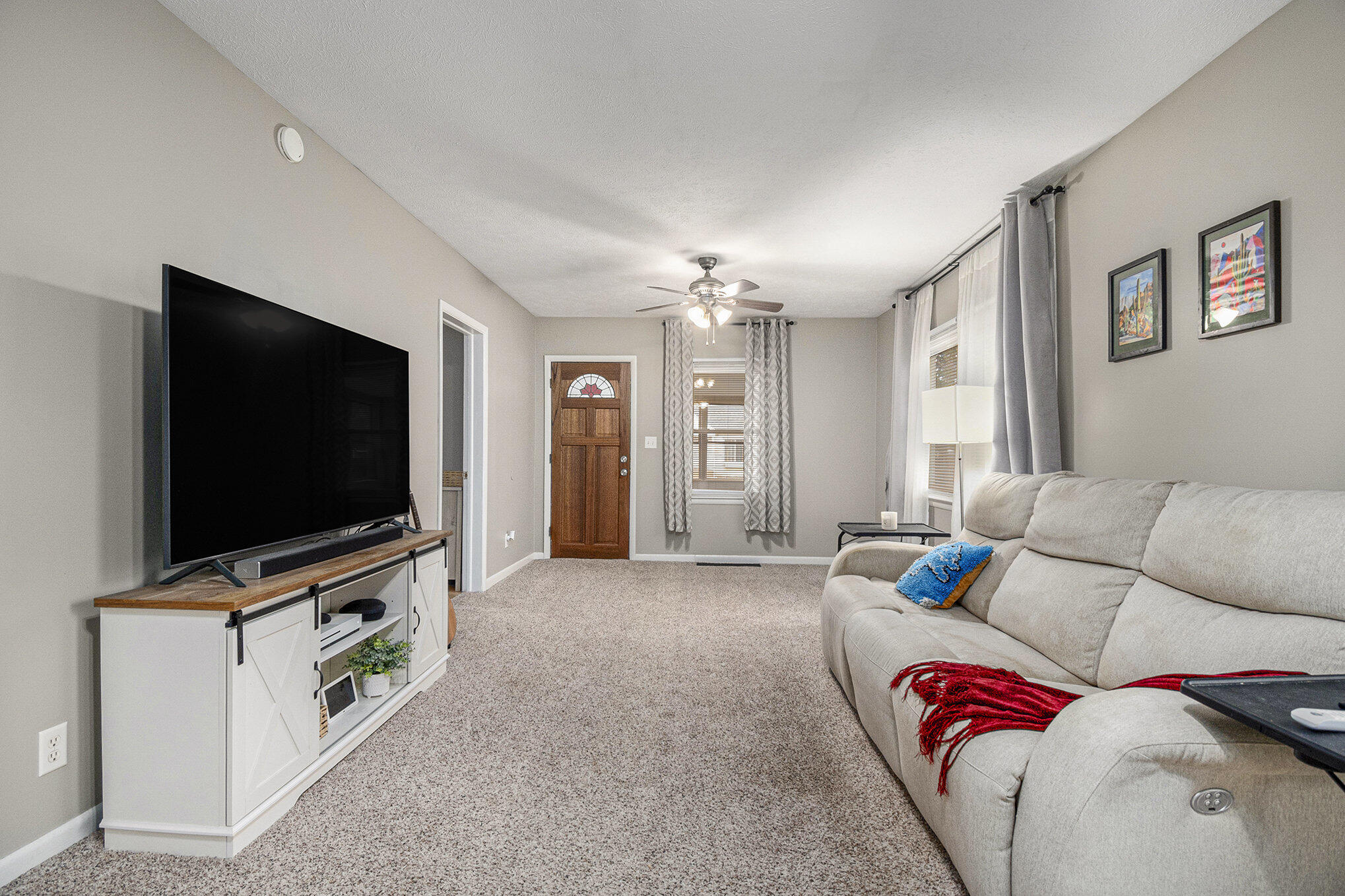 753 Revere Street NE