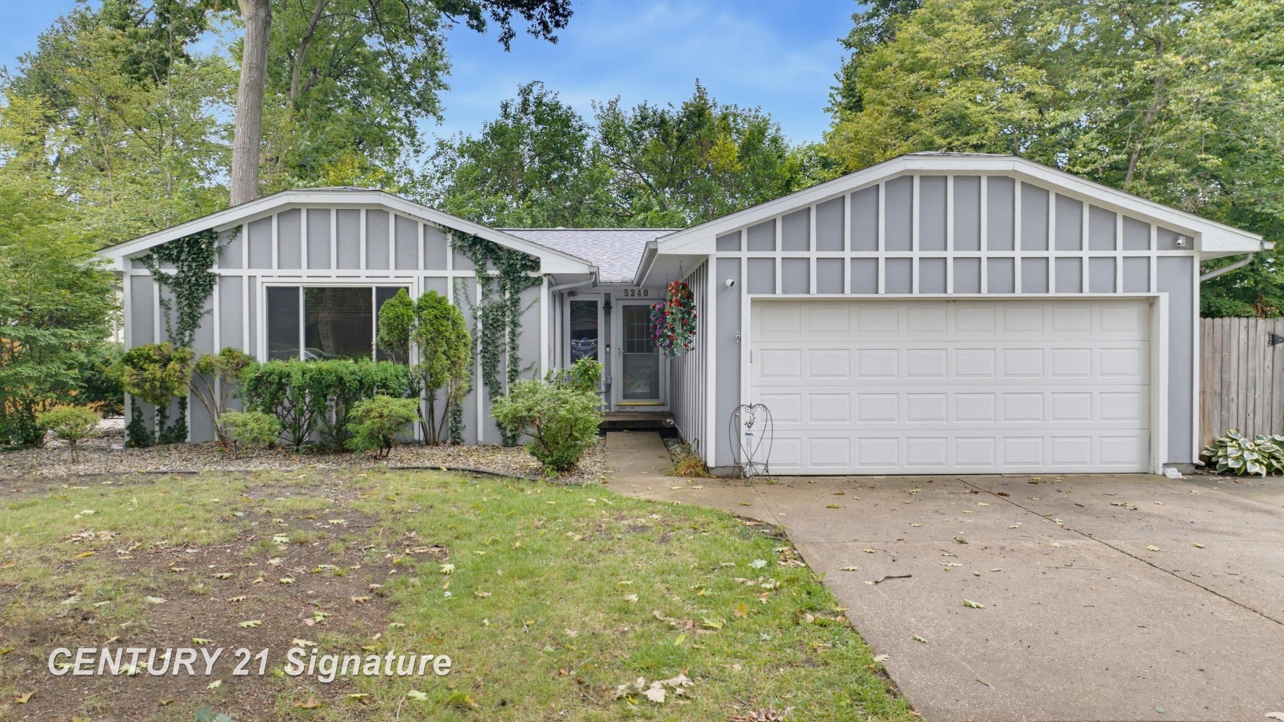5240 Wishing Well Drive