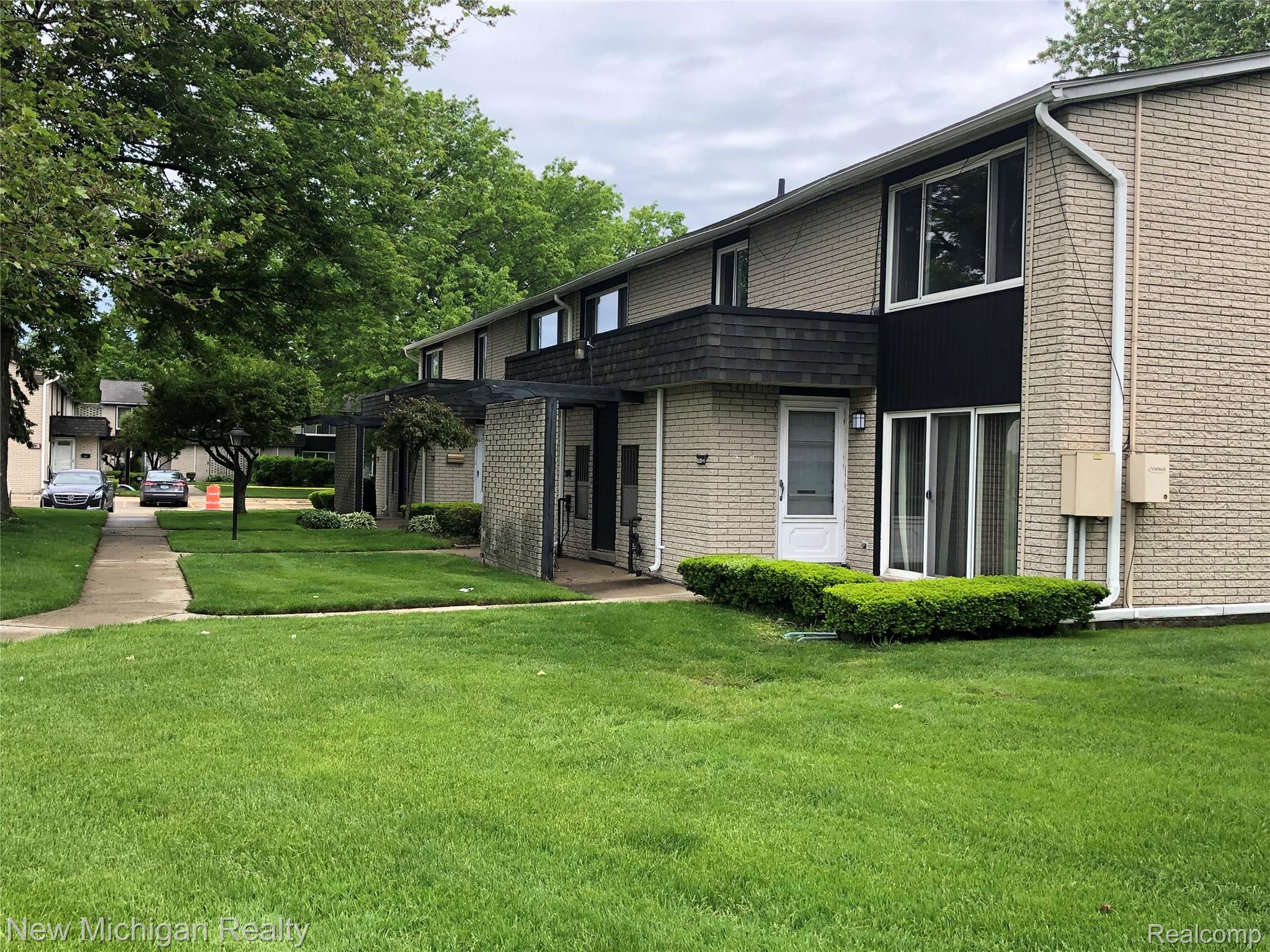 8201 Kennedy Circle 4