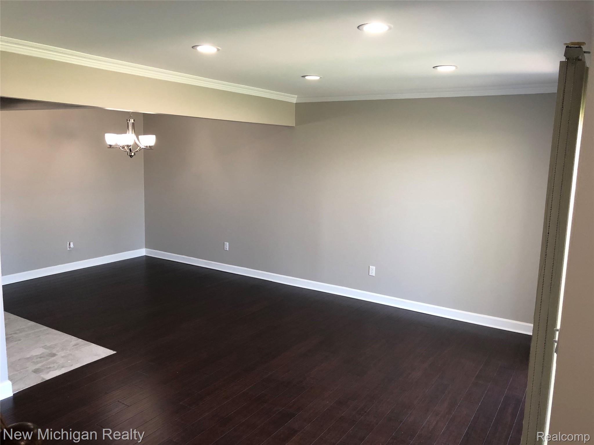 8201 Kennedy Circle 4