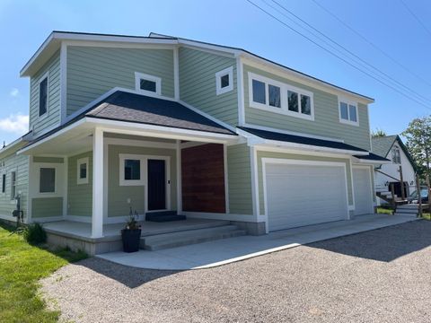 8579 Bayview Road Onekama Township MI 49675