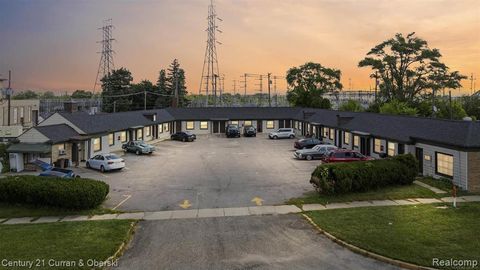 44784 Woodward Avenue Pontiac City MI 48341