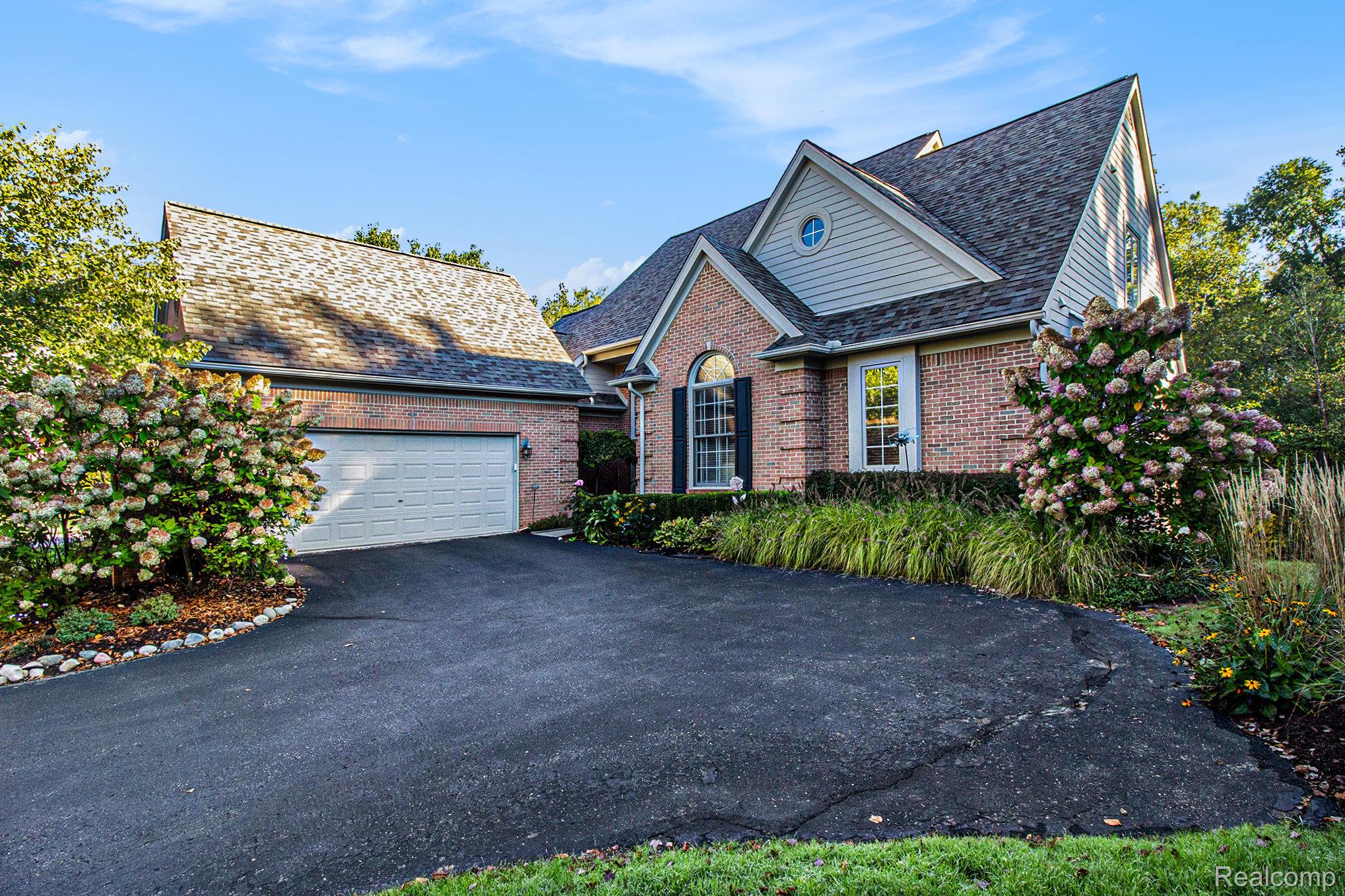 35609 Bradford Court