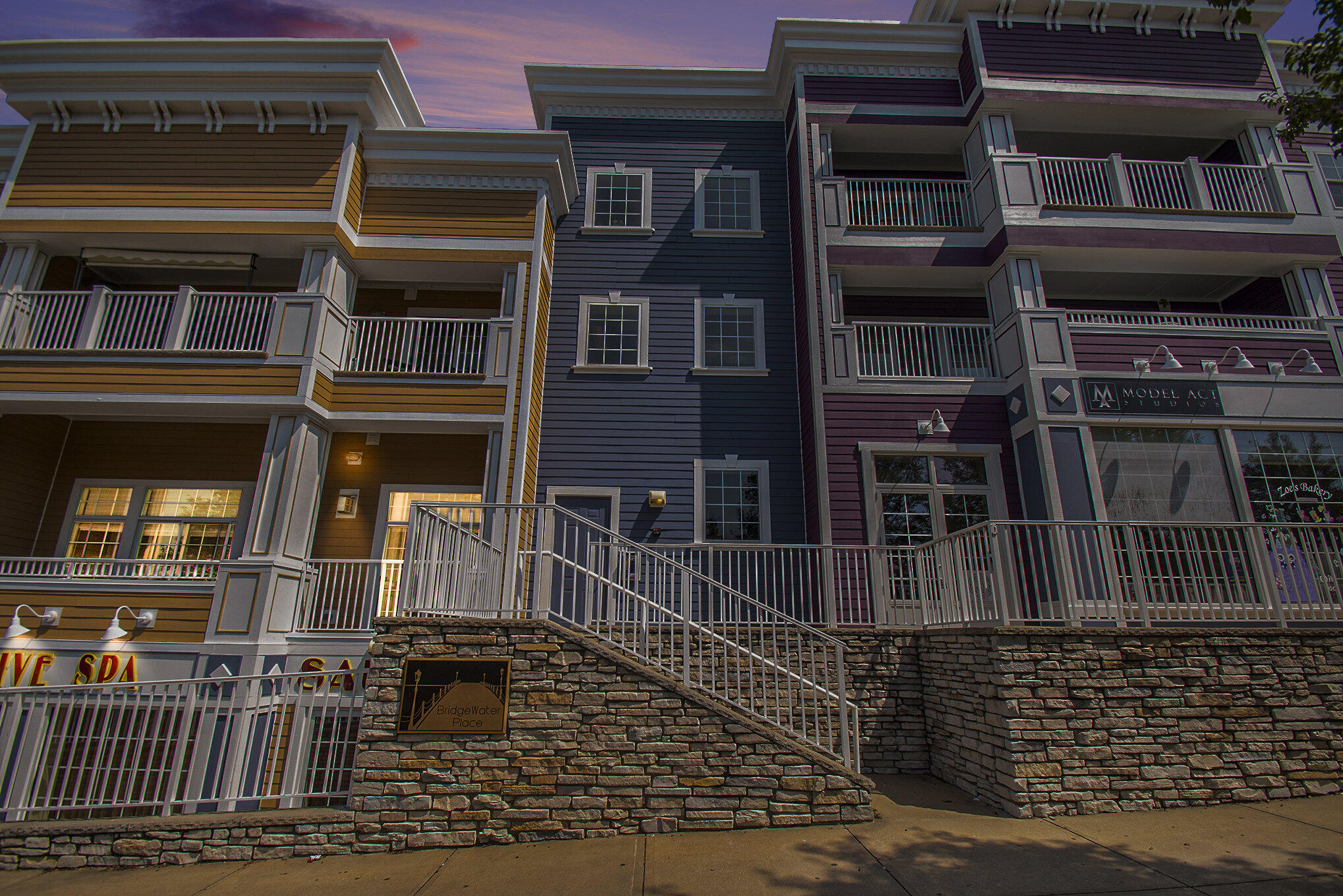 225 N Whittaker Street 7&8