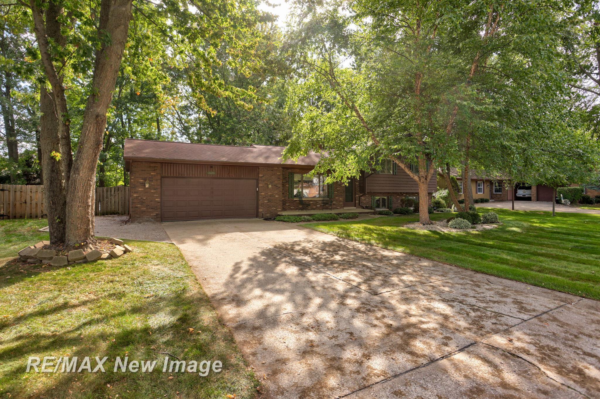 4175 Scarlet Oak Drive