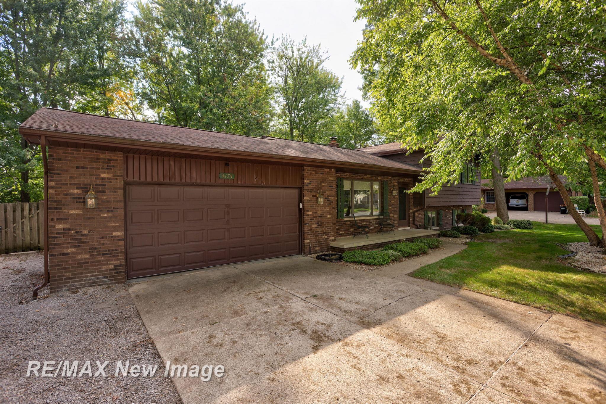 4175 Scarlet Oak Drive