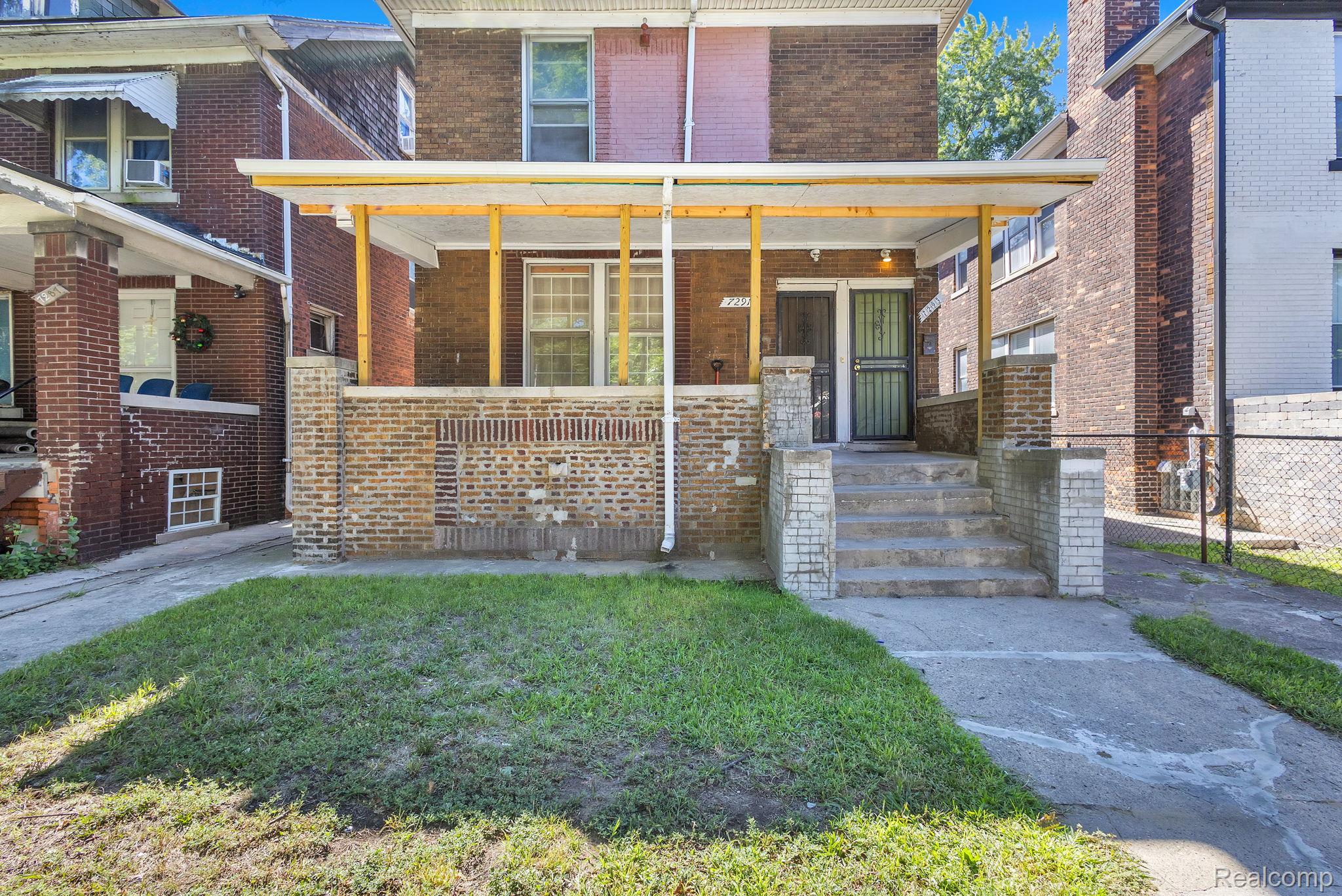 7293 Whittaker Street