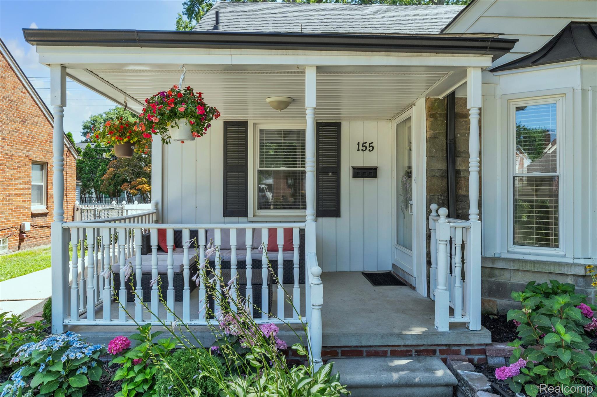 155 Beechmont Street