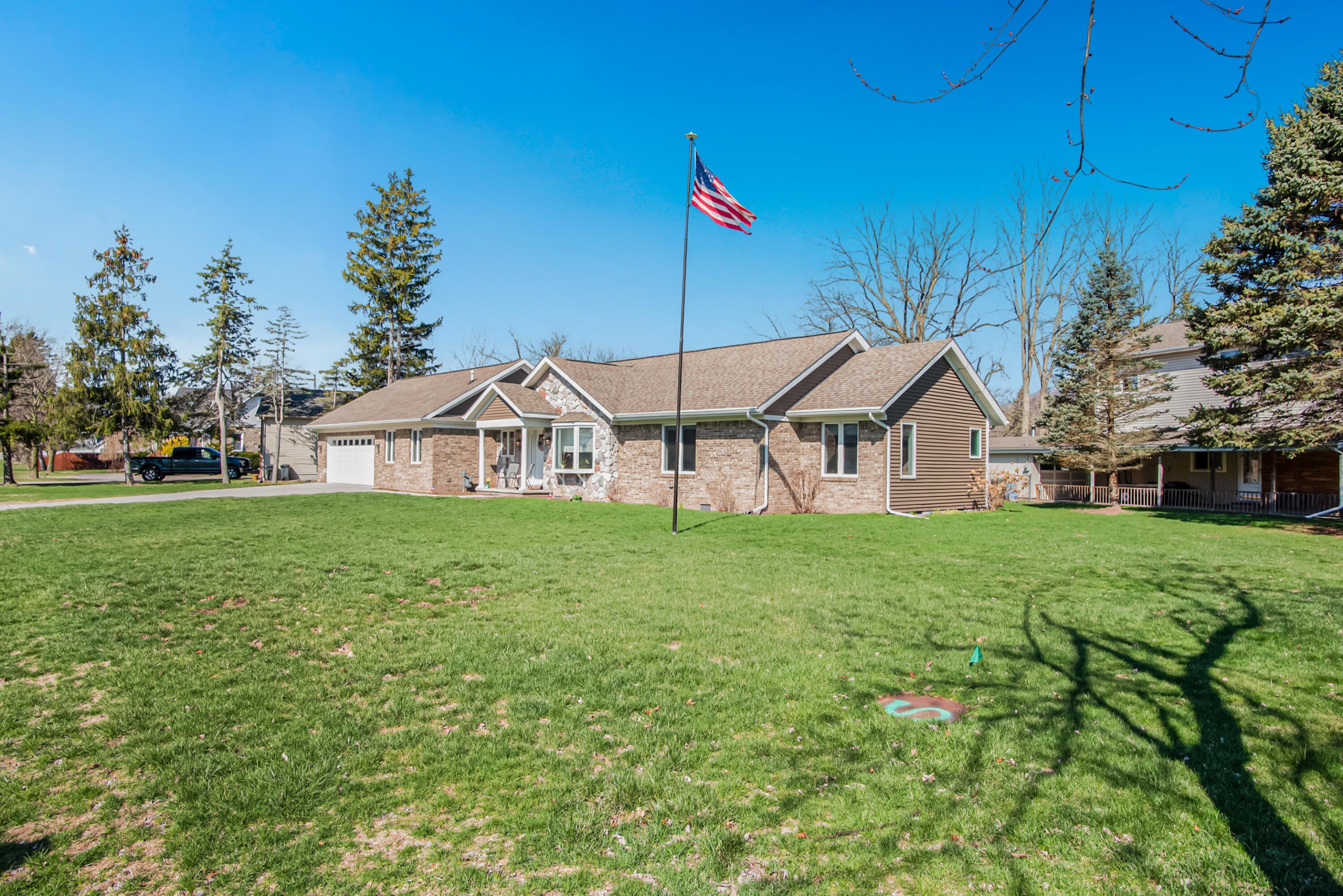 3578 N River Road