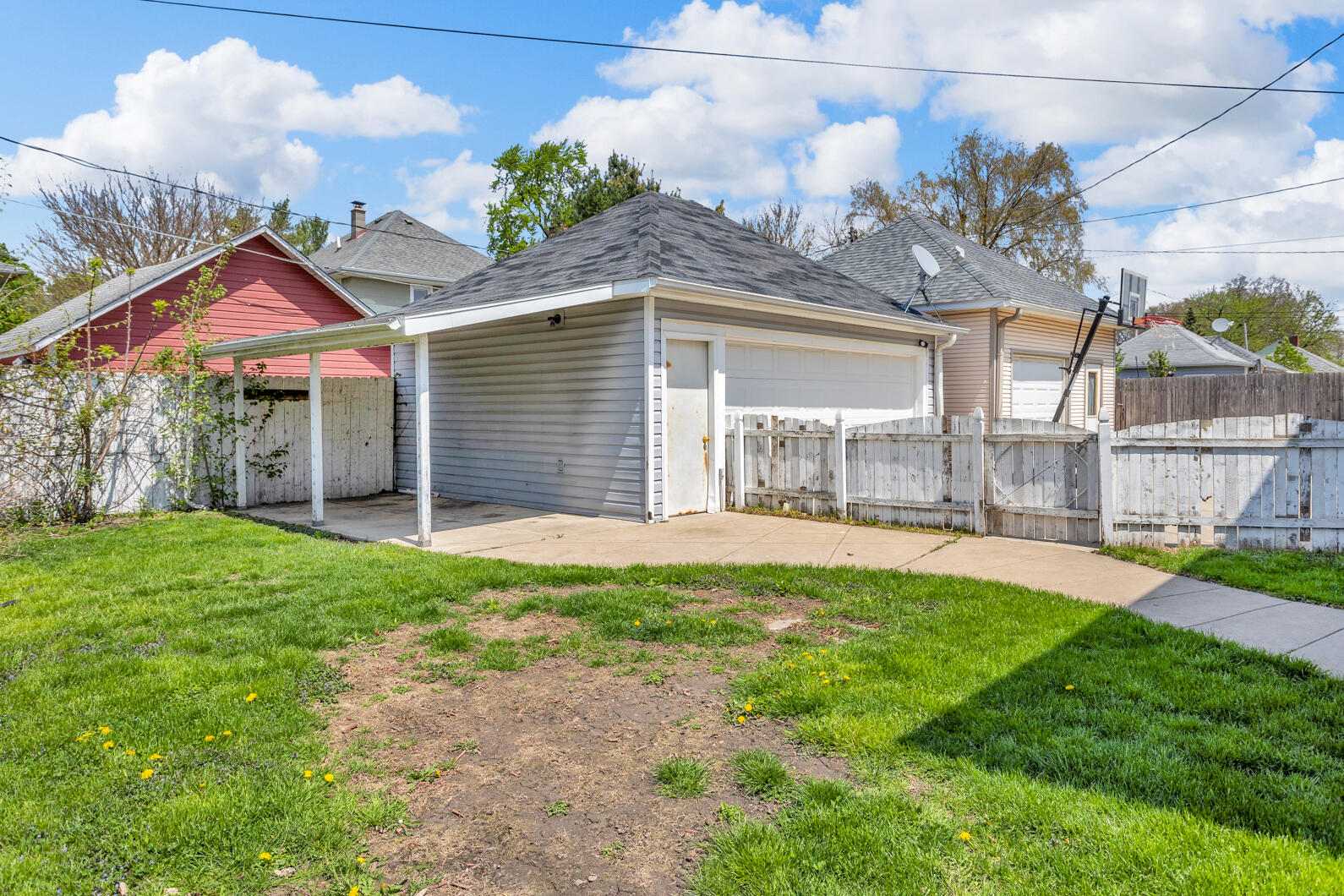 1212 Forest Avenue