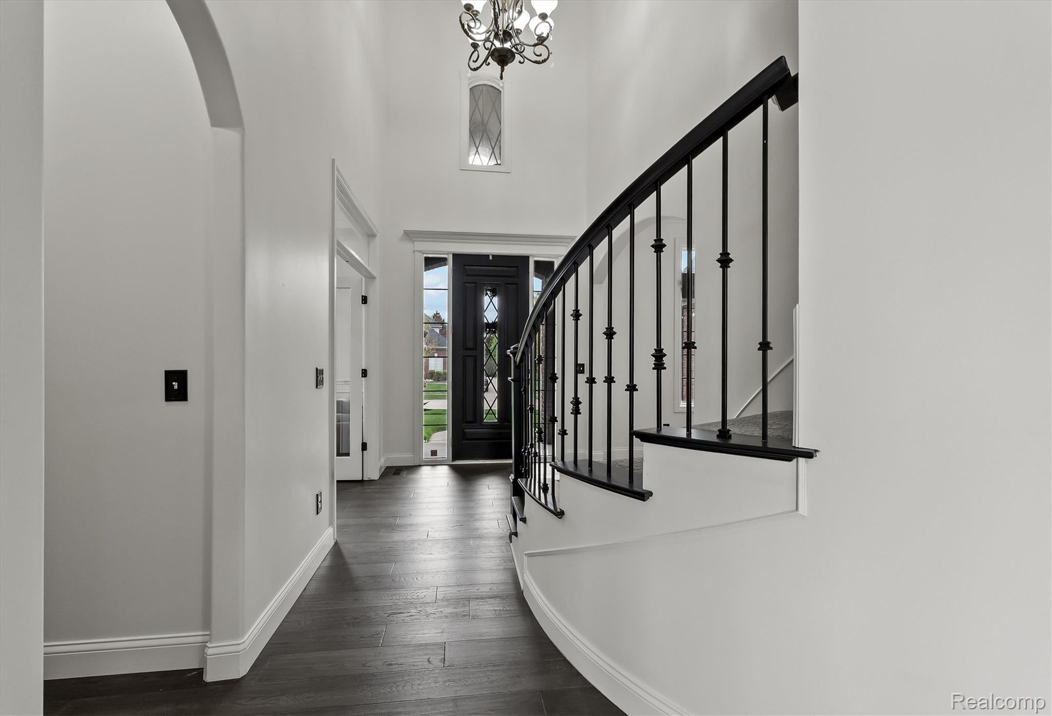 54381 Pelican Lane