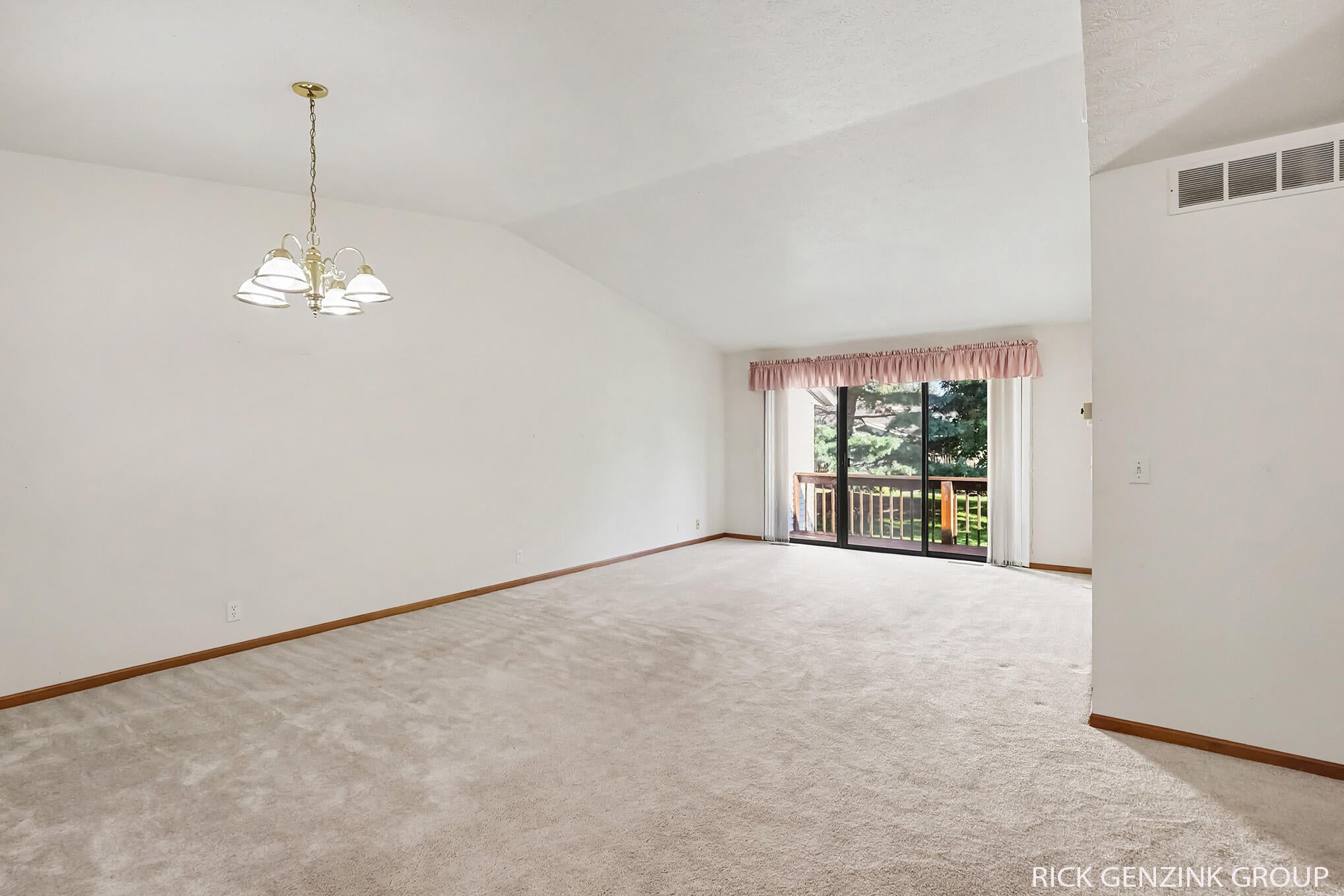901 Creekridge Drive