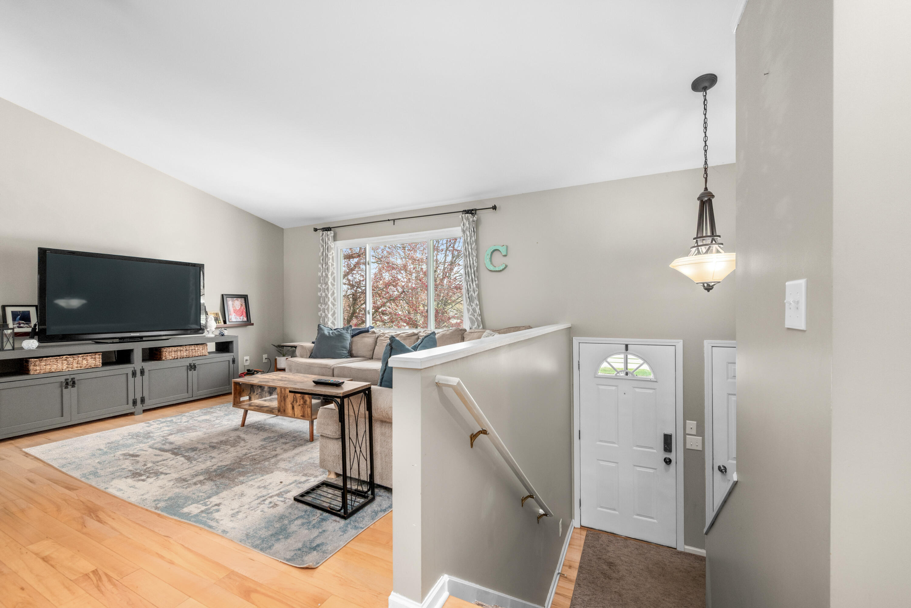 83 Windflower Street NE