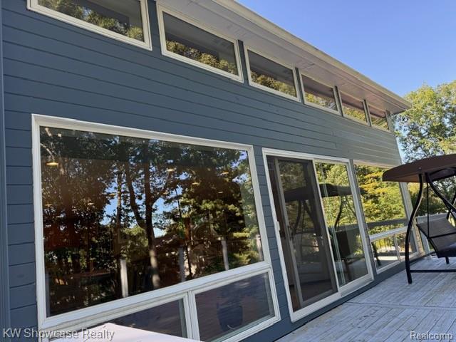 10695 Oxbow Lakeshore Drive