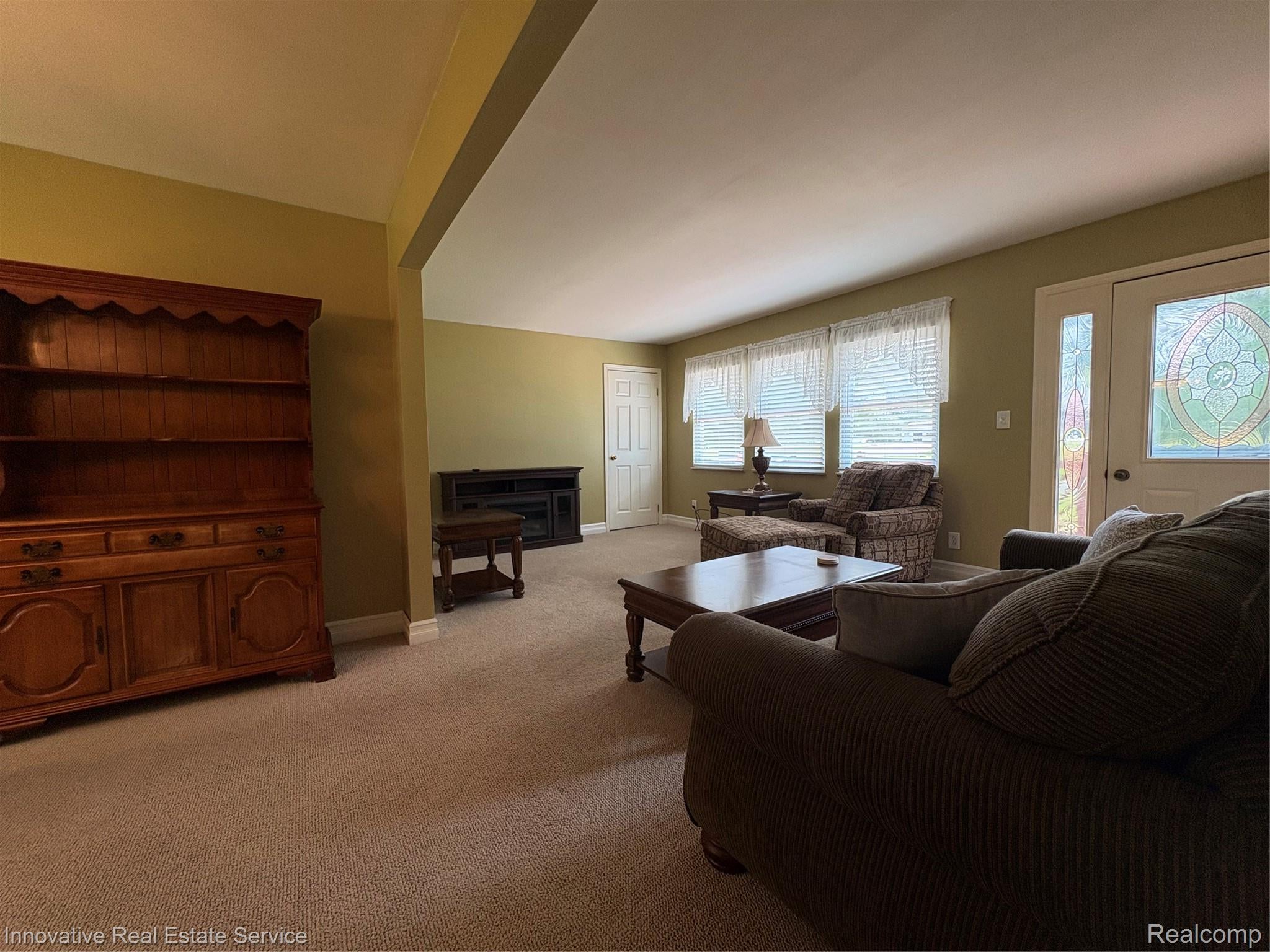 4360 Calkins Road