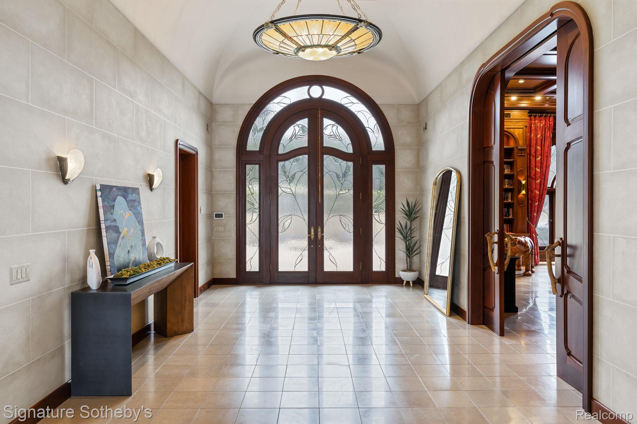 1567 Island Lane