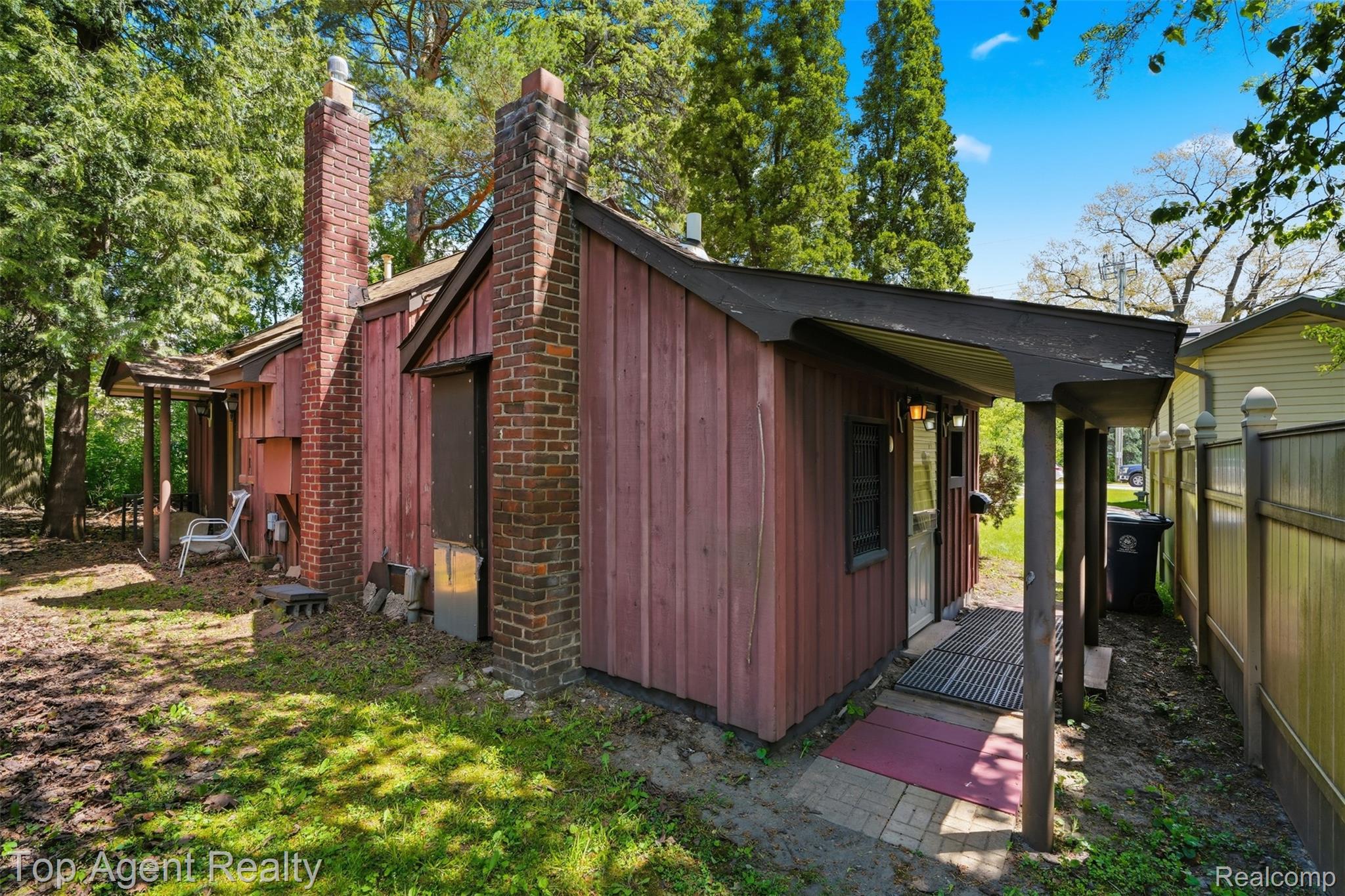 745 Karmada Street