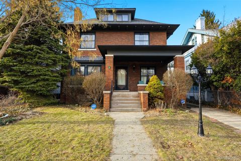 59 McLean Street Highland Park City MI 48203