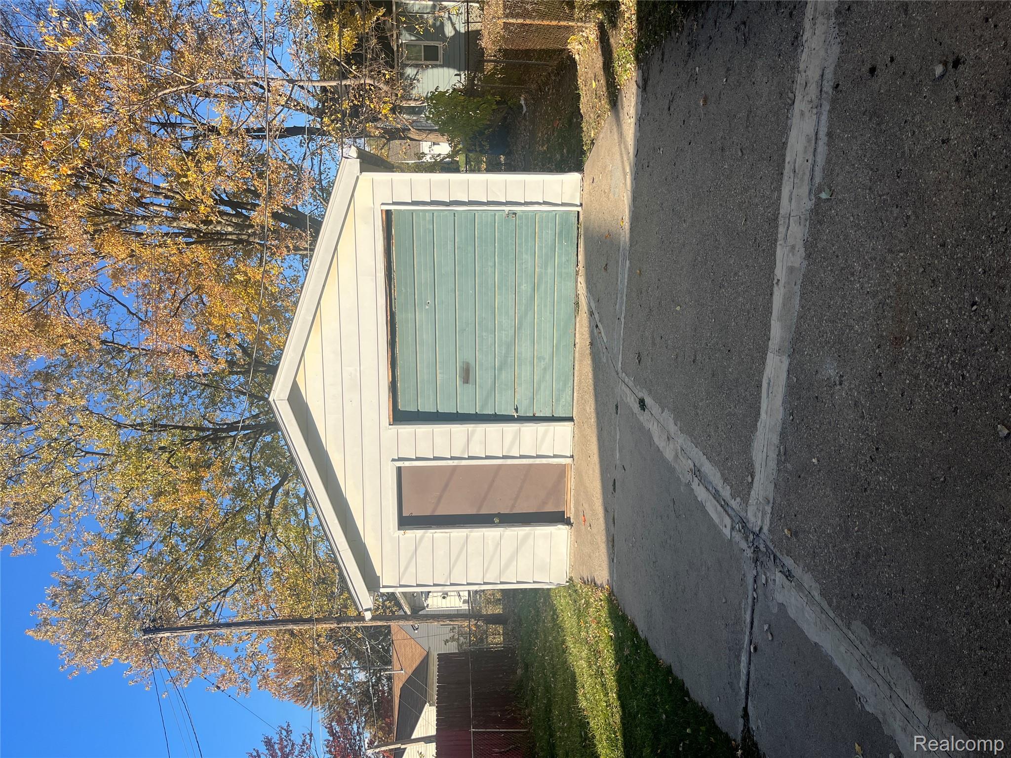 8647 Chalmers Avenue