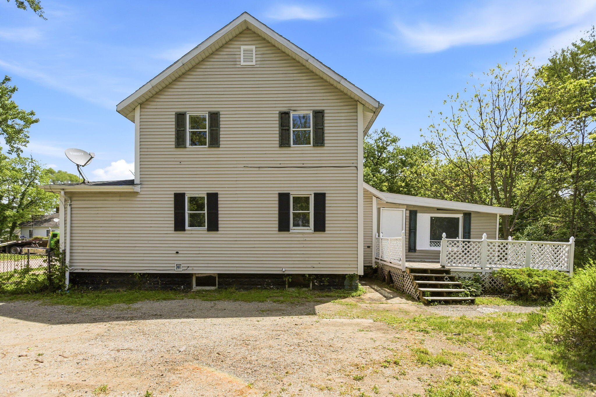 786 Buss Avenue