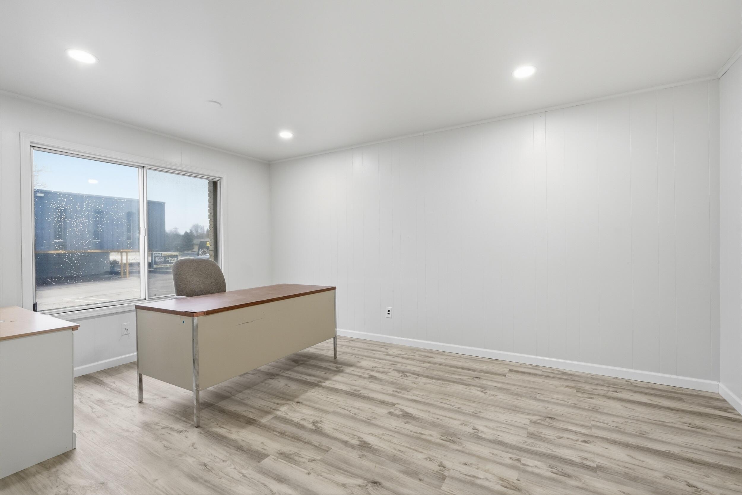 19100 W 10 Mile Road