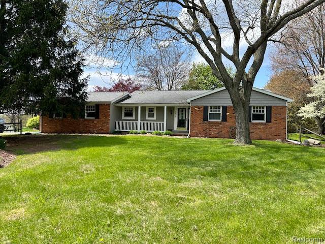 4305 N Hickory Ridge Road
