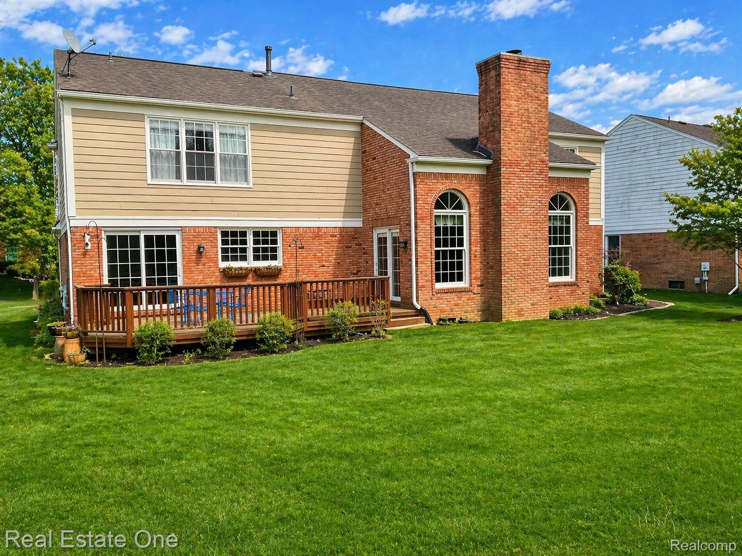 37917 Glengrove Drive