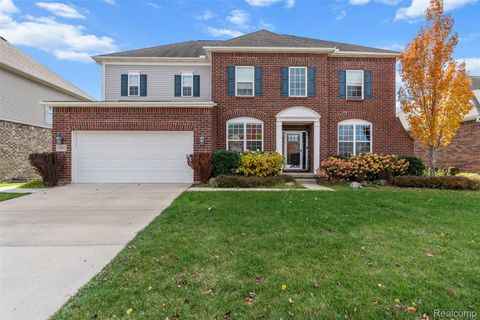 Photo of 17632 Goldeneye Drive, Clinton Charter Township, MI 48038 (MLS # 20251051346)