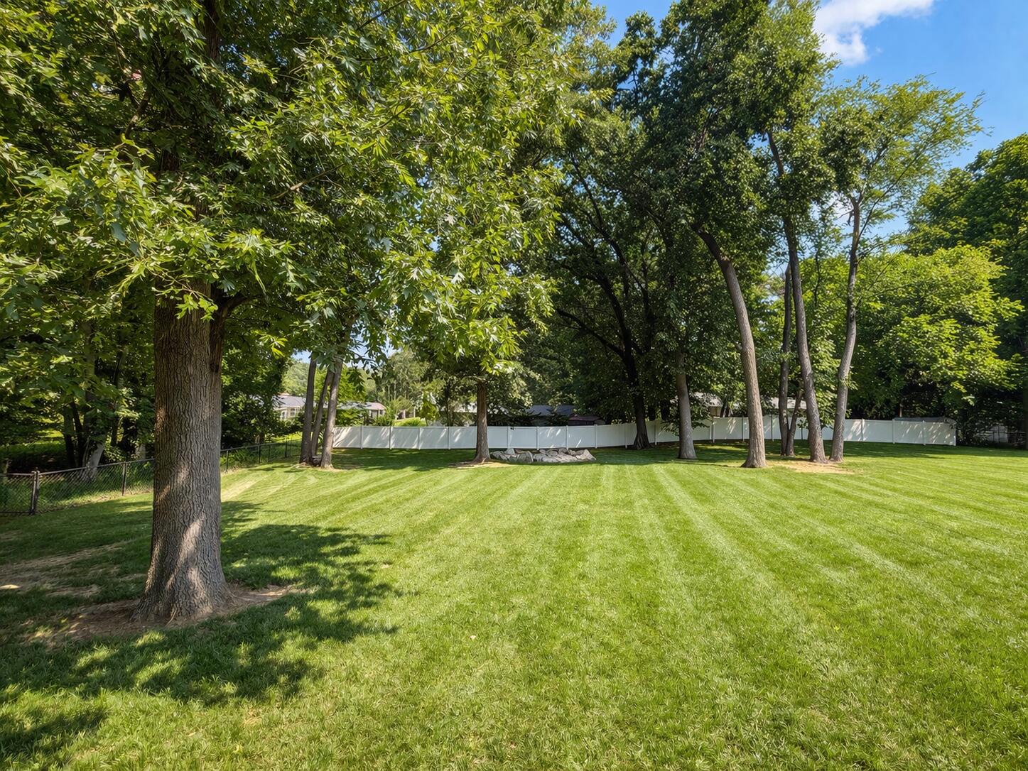 155 Hickory Hills