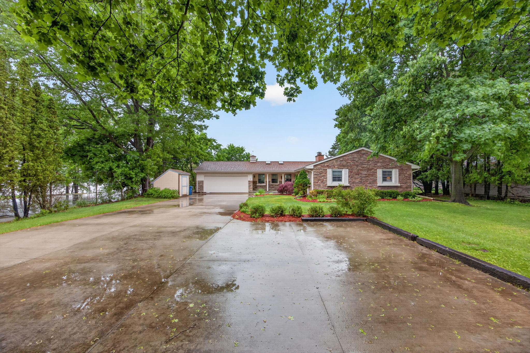 1020 Sunnyside Drive