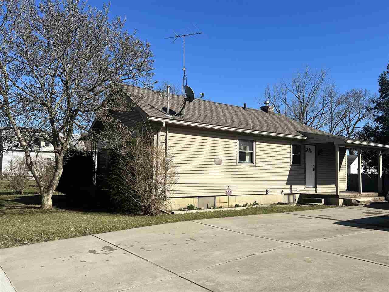 833 W Atherton Road