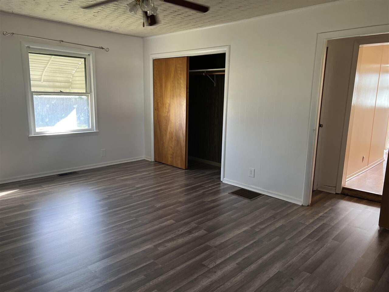 833 W Atherton Road