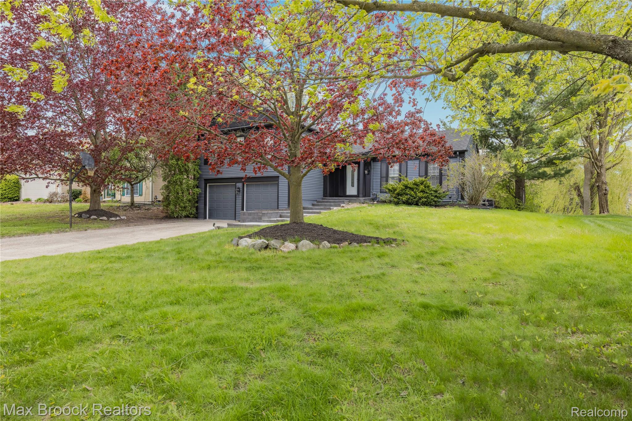 34904 Bunker Hill Drive