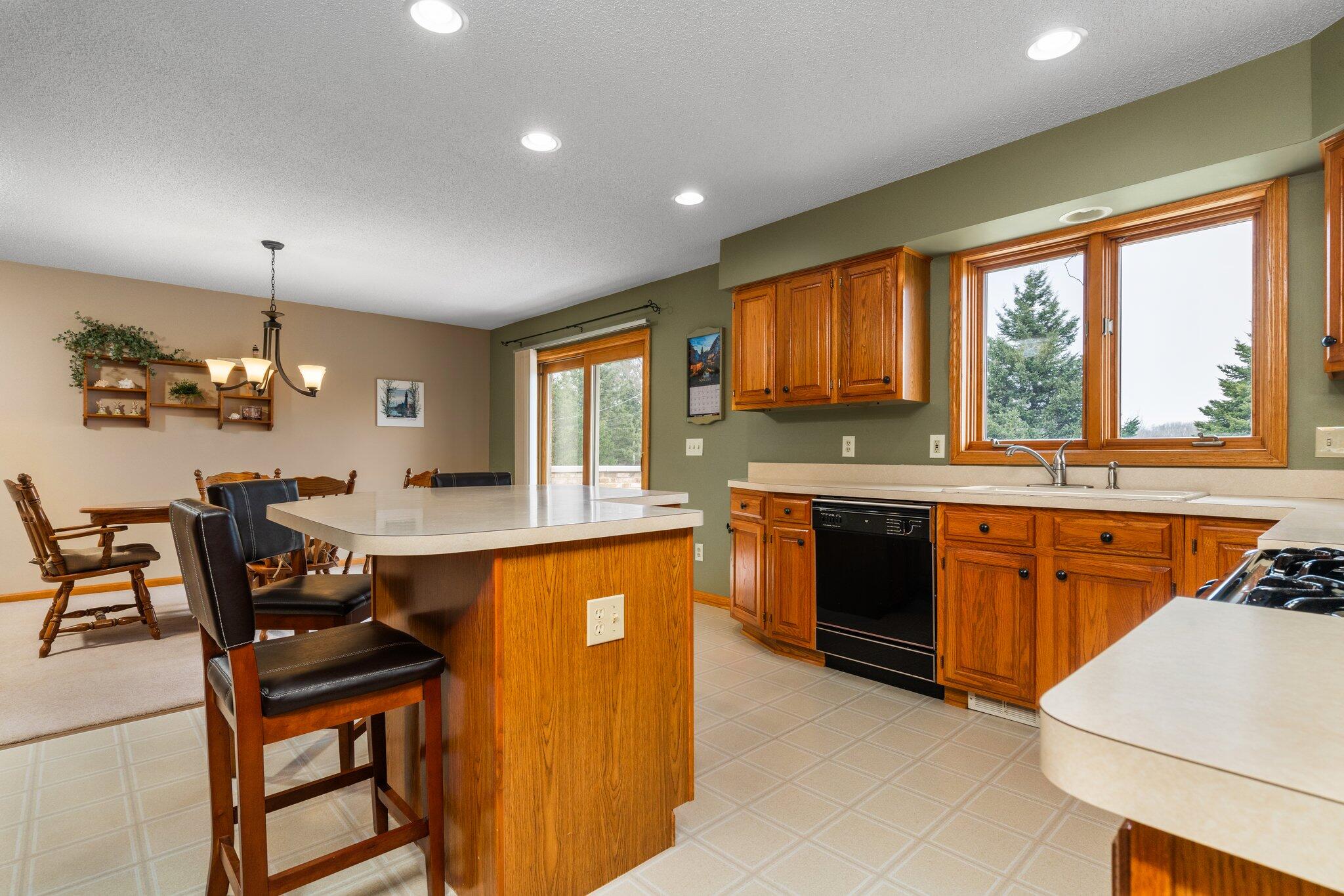 3431 E North Territorial Road