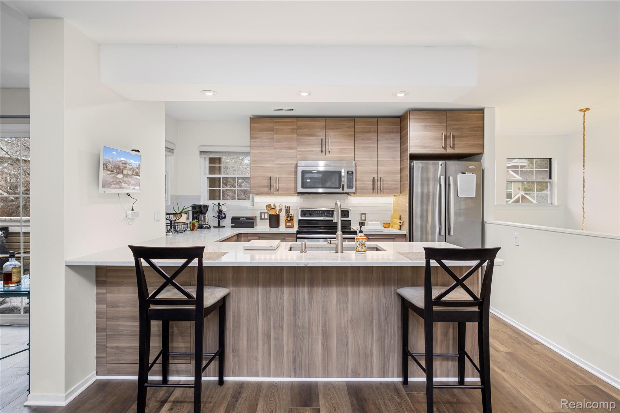 6610 Fieldstone Court