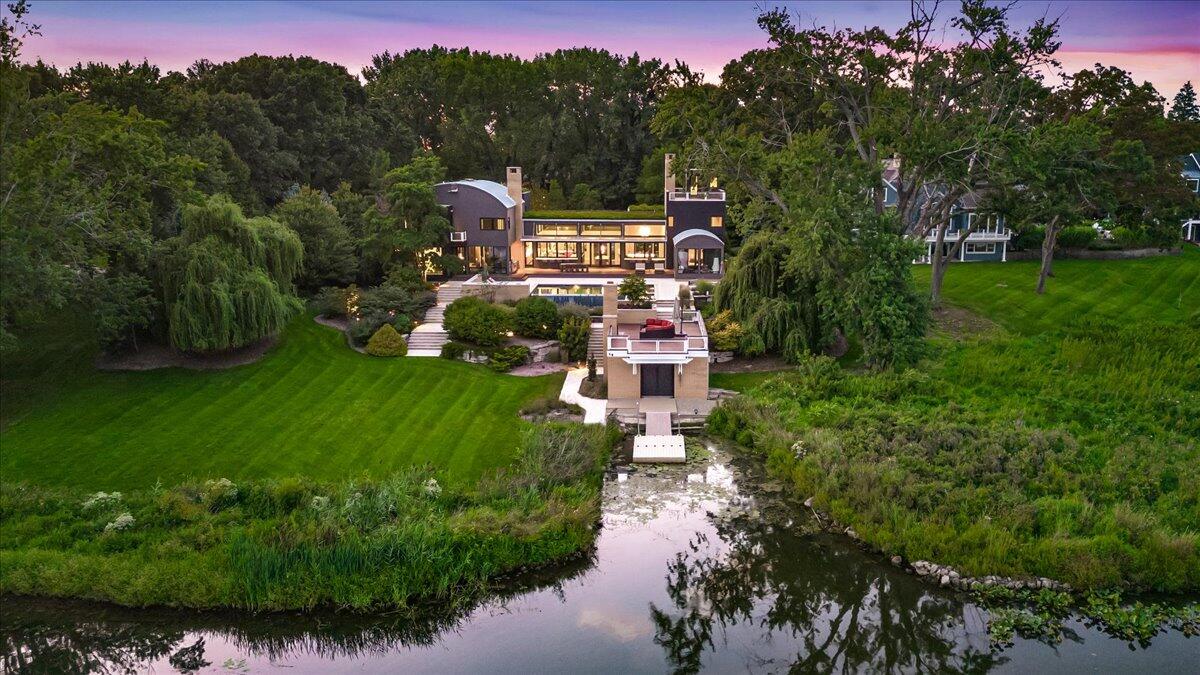 11712 Prospect Drive