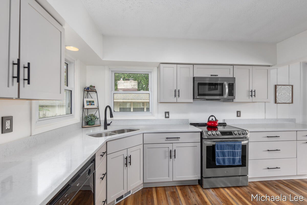 46514 Meadow Lane