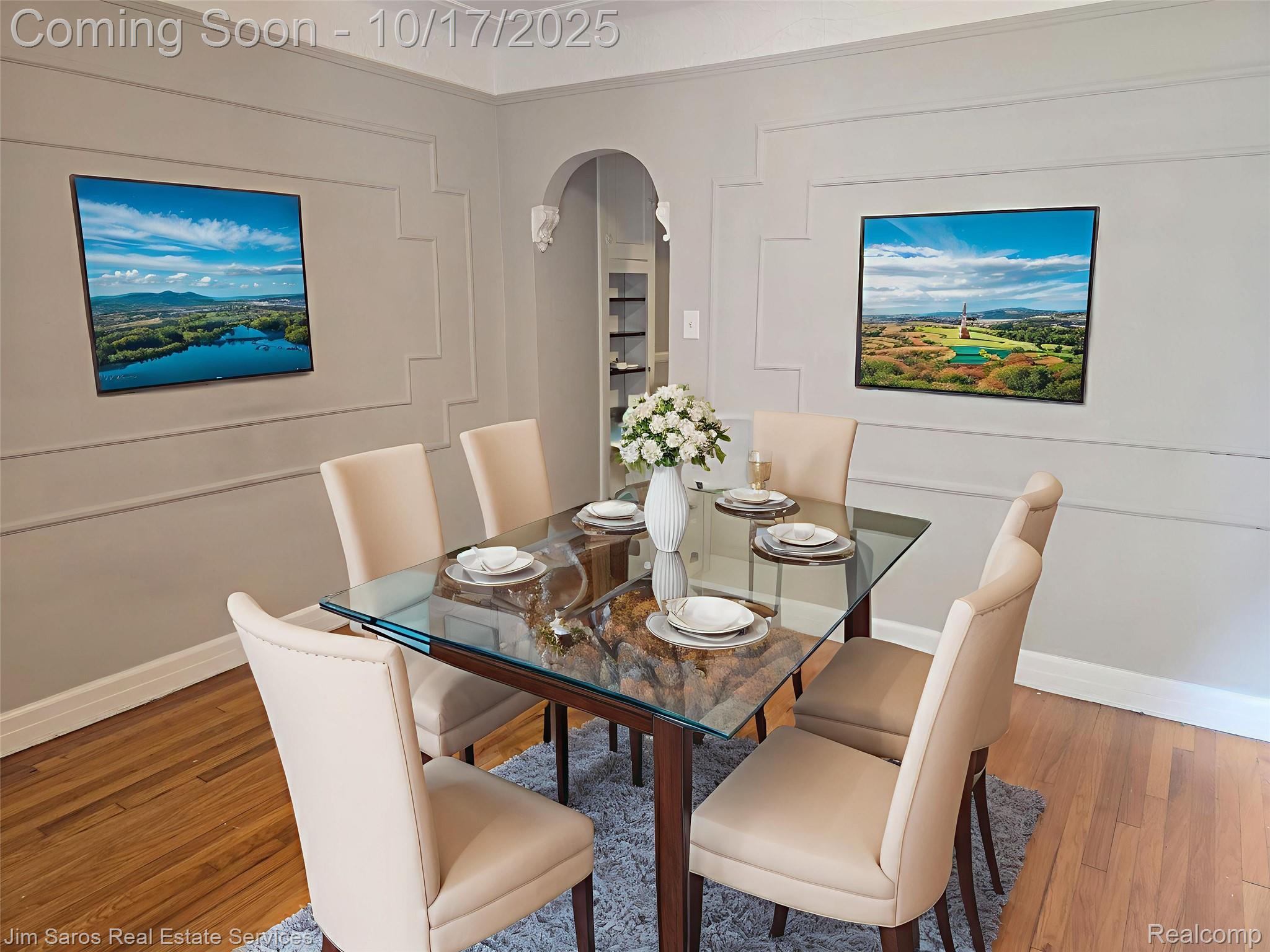 1096 Beaconsfield 1S