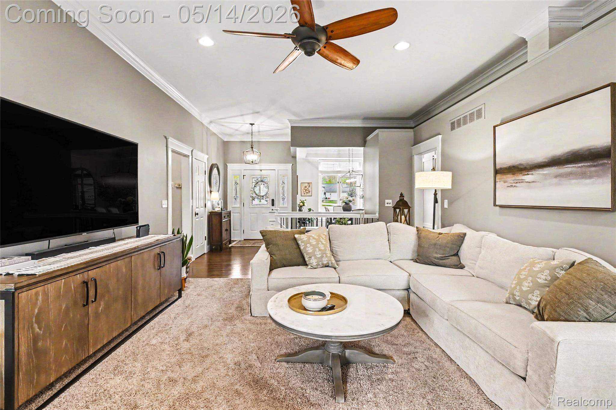 1263 Victoria Lane