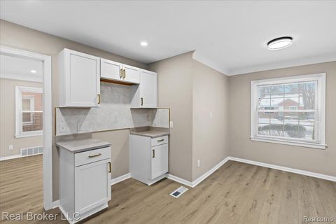 Tiny photo for 20309 Gilchrist Street, Detroit City, MI 48235 (MLS # 20251059819)