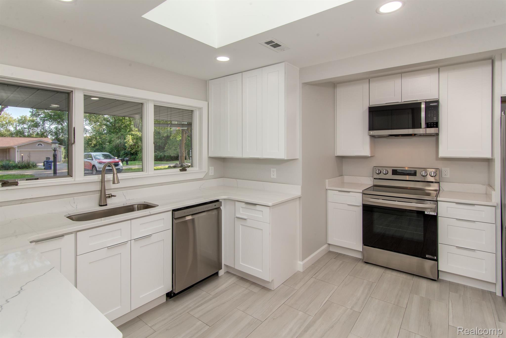 2800 ACORN Road